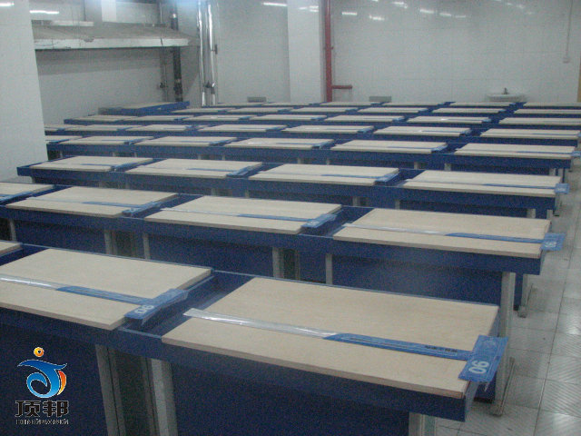 豪華型工程制圖實驗室設(shè)備