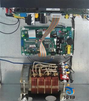 10KW風(fēng)光互補微網(wǎng)發(fā)電系統(tǒng)教學(xué)實訓(xùn)臺（室內(nèi)外）