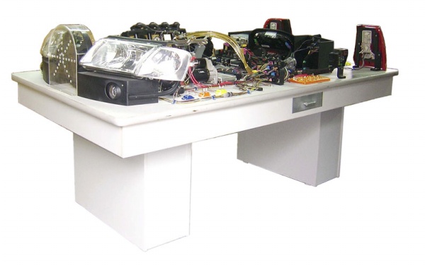 帕薩特B5全車(chē)電路電器實(shí)驗(yàn)臺(tái)