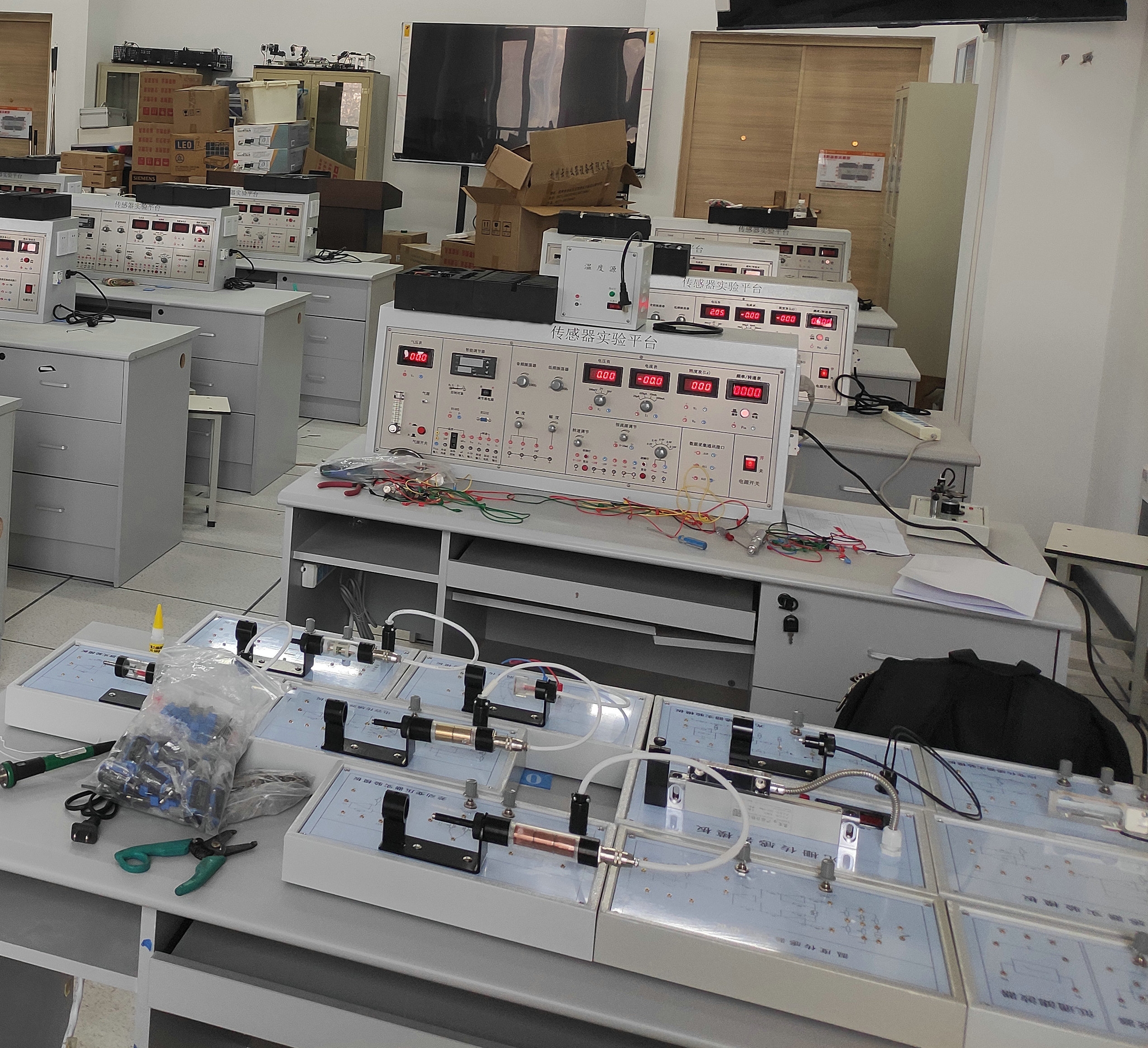 傳感器實(shí)驗(yàn)平臺(tái)