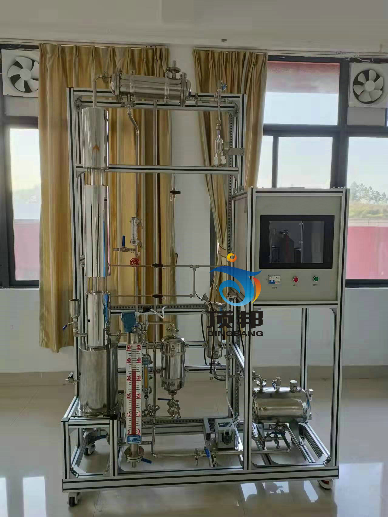 茅臺(tái)學(xué)院精餾、流化床干燥實(shí)驗(yàn)裝置(圖4)